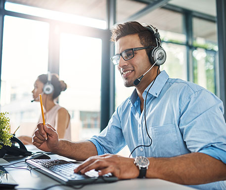 Welche M&ouml;glichkeiten der Weiterbildung gibt es f&uuml;r Callcenteragent/innen? Unique informiert und ber&auml;t Sie zu Ihren Weiterbildungsm&ouml;glichkeiten.